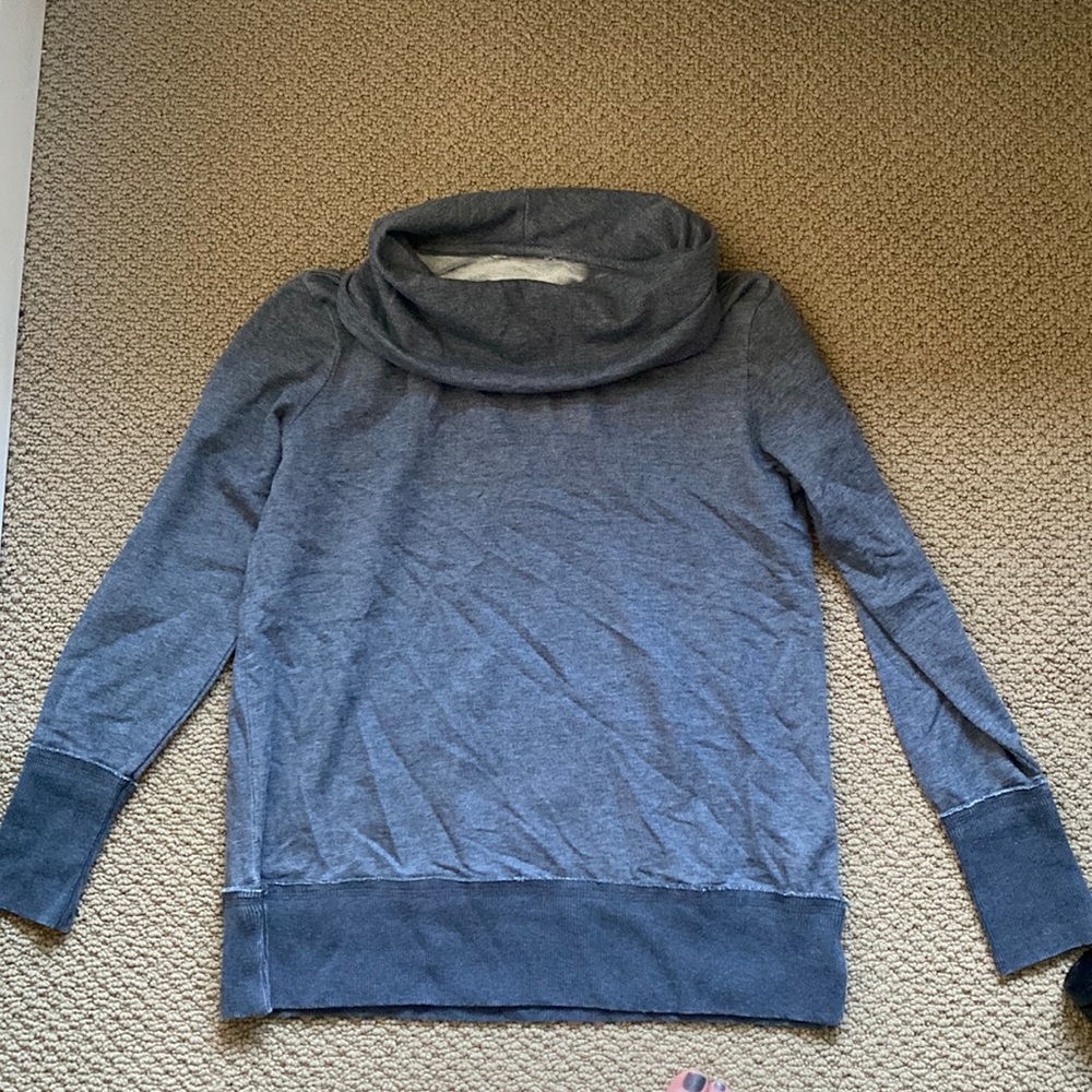 Turtle neck sweater